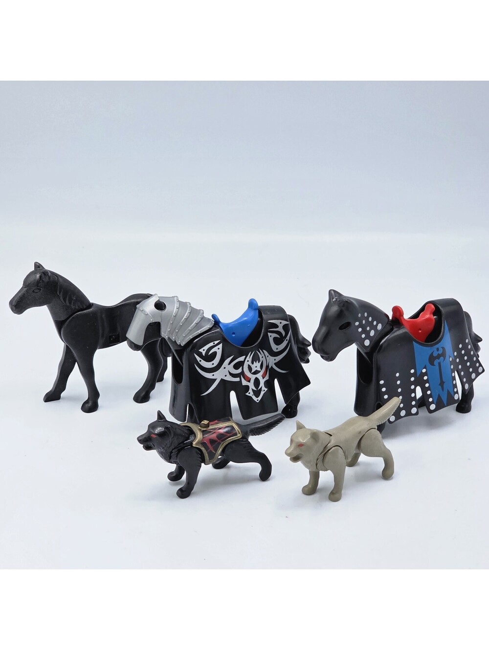 Playmobil Medieval Knights Lot 3 Horses 2 Wolves Armor 3315 4807 4811
